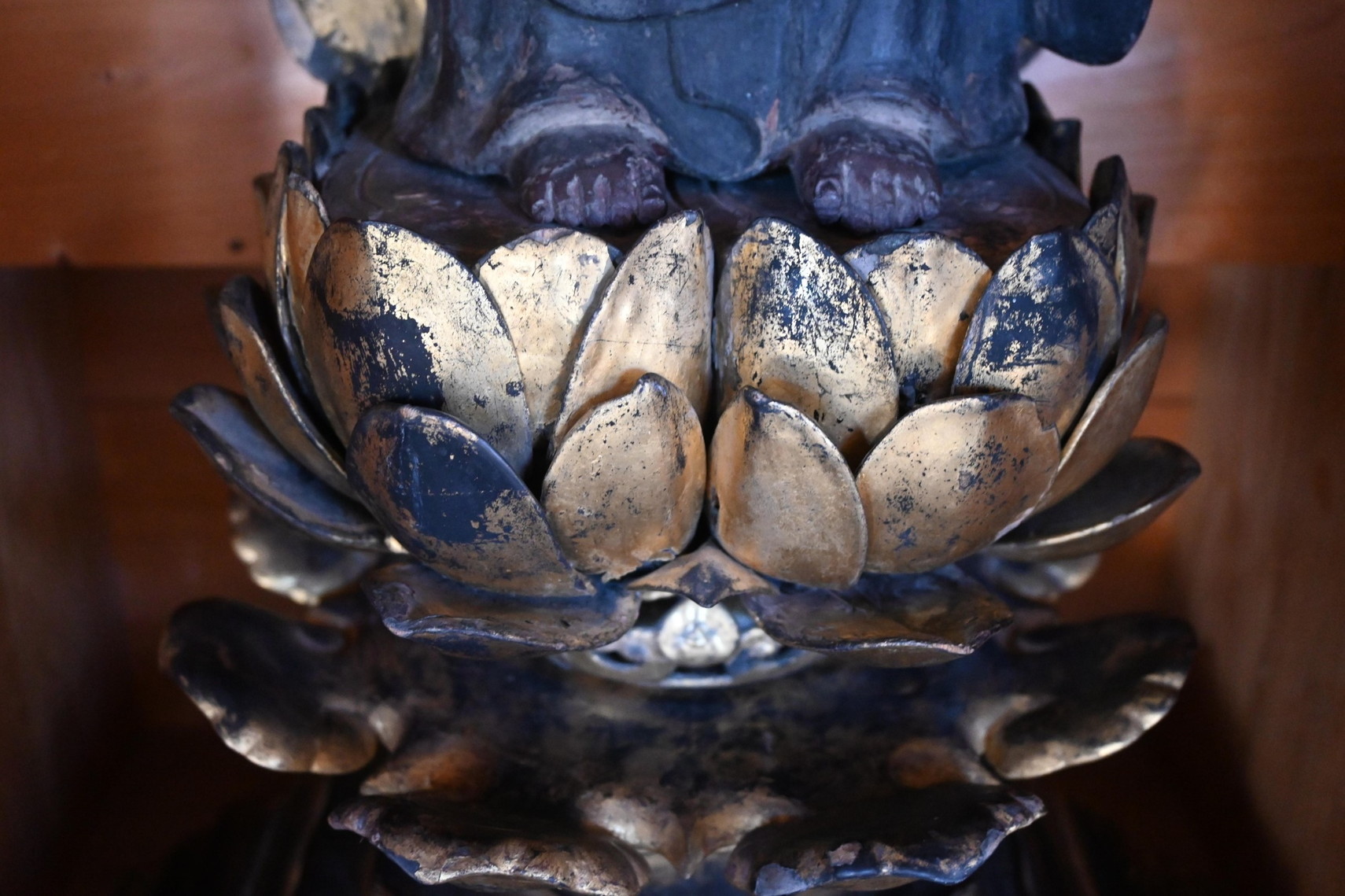 木造聖観音立像 蓮台写真