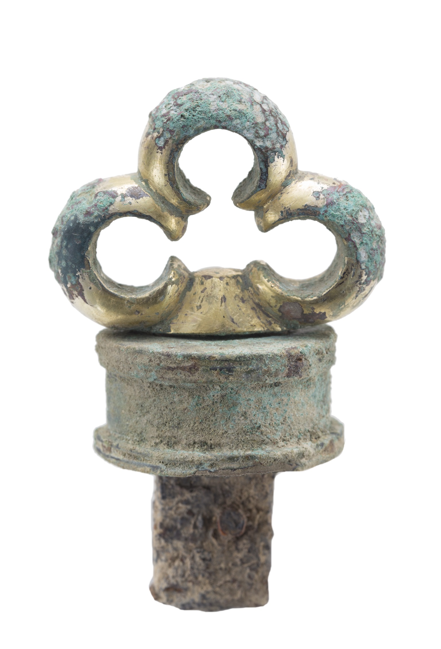 善一田26号墳出土 三累環頭大刀柄頭写真